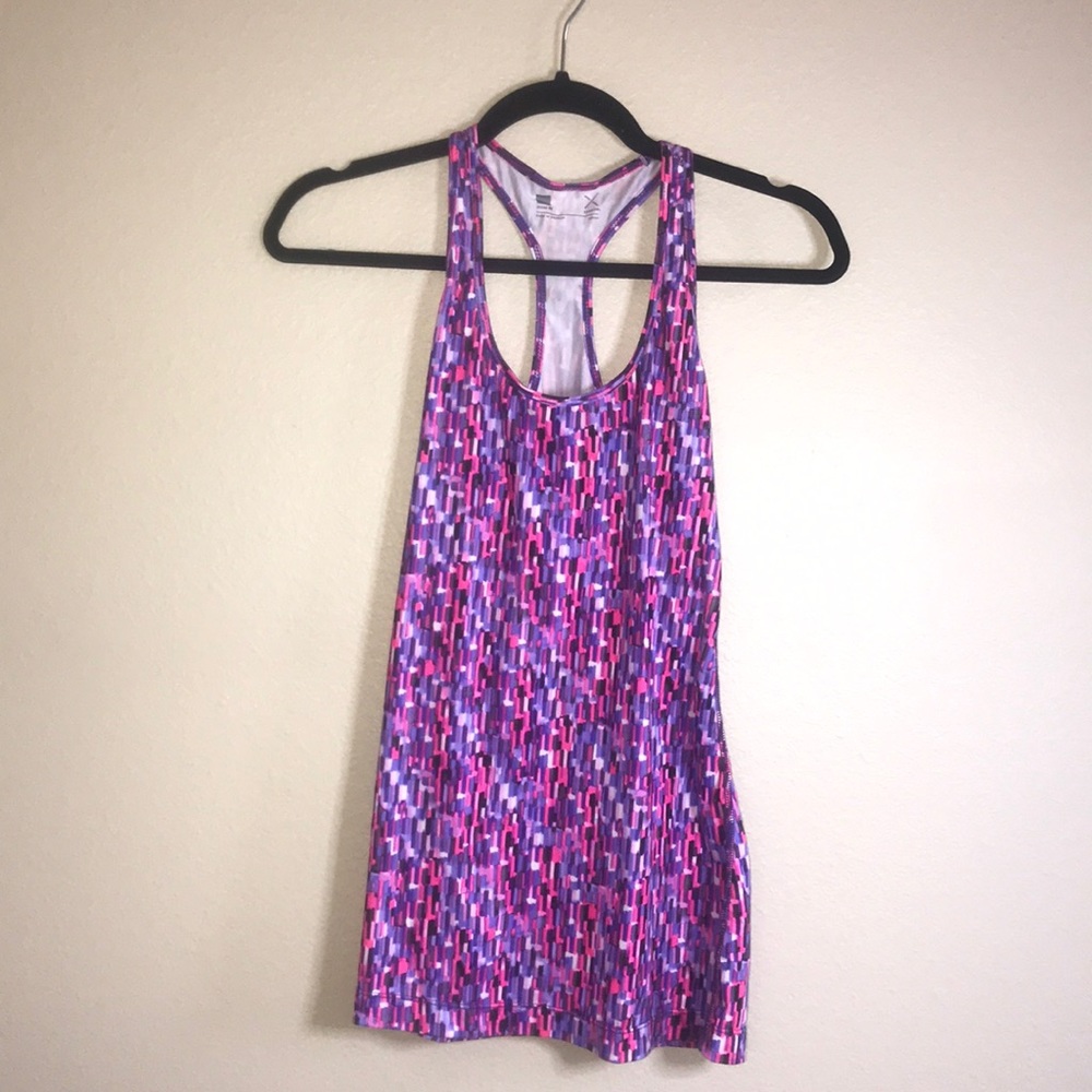 Sports tank